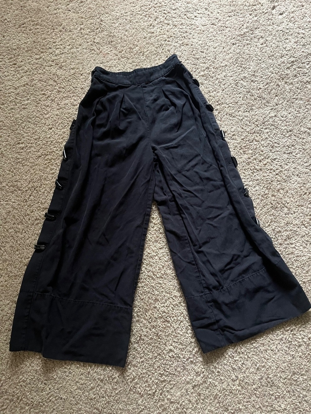 Farm Rio Black Wide-Leg Pants with Side Button Detail, Size Small